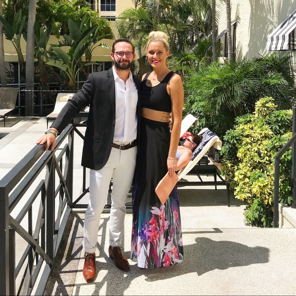 Bebe maxi skirt- black w/floral accent Size 2